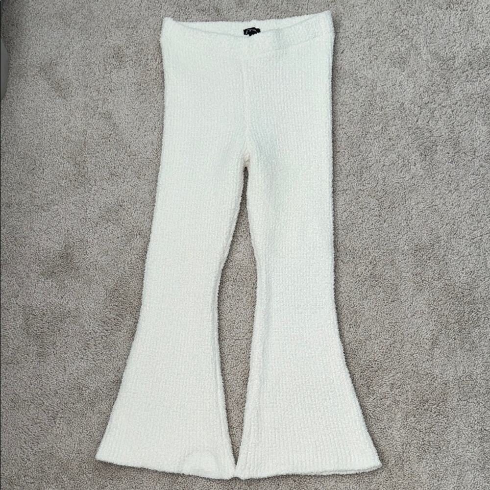 Art Class Cozy White Stretch Pull On Flare Leg High Waist Pants Girls XL NWOT